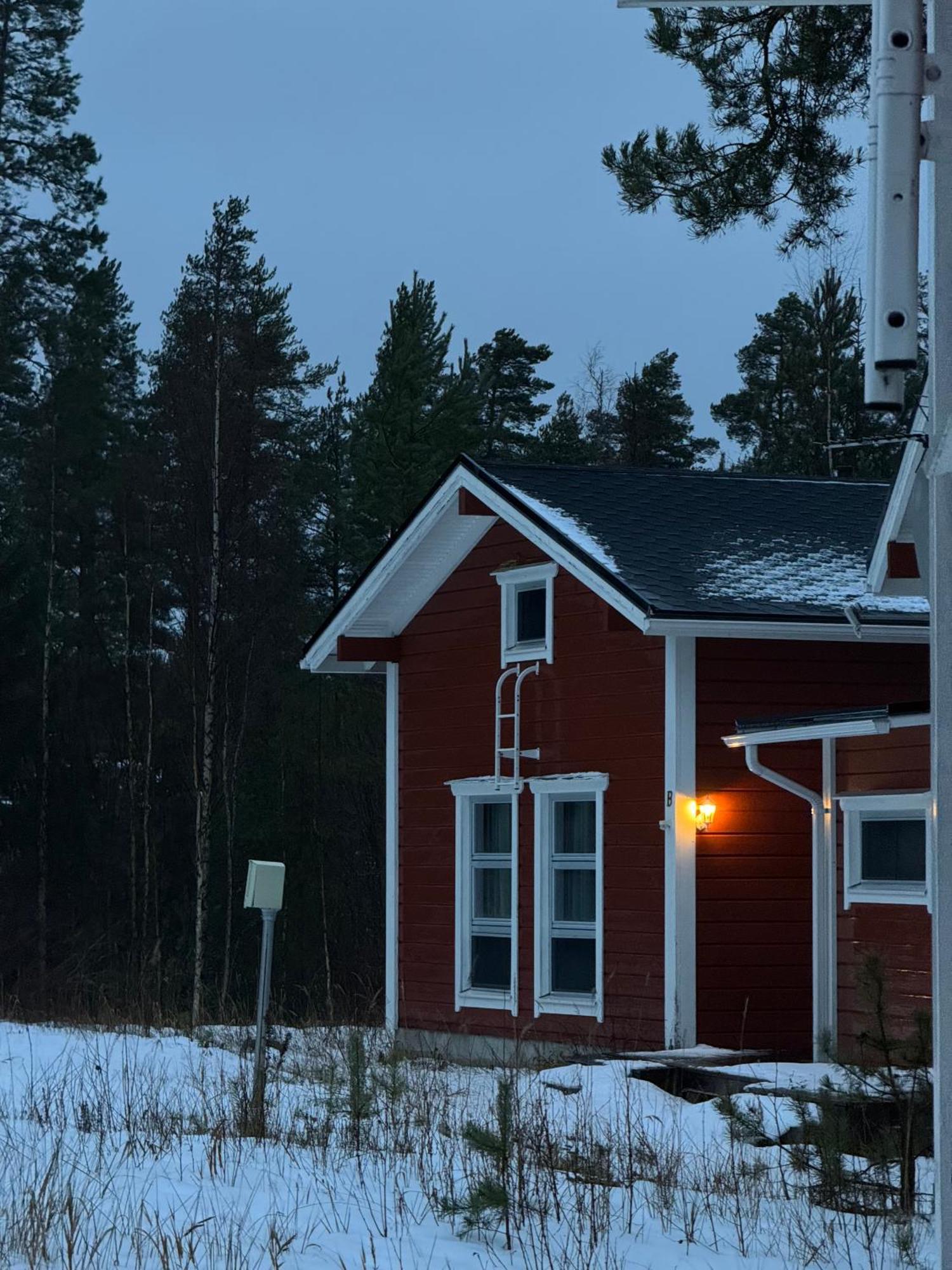 Tiiringolf Cottages Нільсія Екстер'єр фото